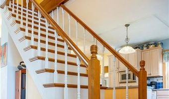5075 Old Post Rd, Charlestown, RI 02813