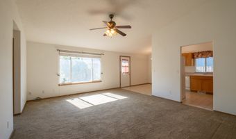 746 NW DESERT PINE St, Albany, OR 97321