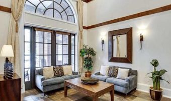 2465 ARMY NAVY Dr 1-203, Arlington, VA 22206