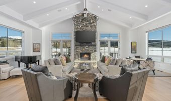 130 YELLOW ROSE Dr, Alta, WY 83414