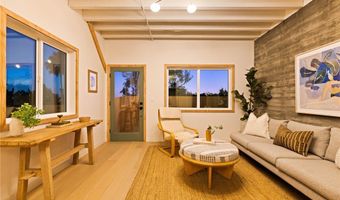 3926 Sunset Dr, Los Angeles, CA 90027