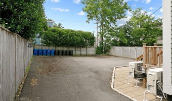13 Sherman St 1, Newport, RI 02840