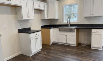 312 Fitch St, Albion, MI 49224