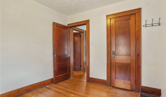 1110 Linden Ave, Akron, OH 44310