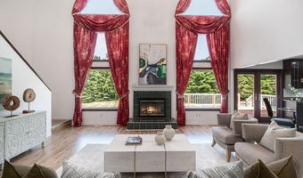 8411 Reese Ln, Ann Arbor, MI 48103