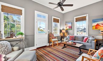 134 Keller St, Bay St. Louis, MS 39520