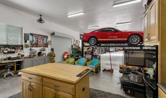 1641 Meadowview Rd, Arnold, CA 95223