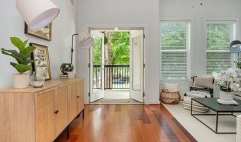870 Inman Village Pkwy NE 201, Atlanta, GA 30307