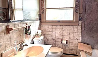 10 Elm Blvd, Babbitt, MN 55706