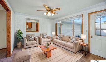 1614 Gateway Dr, Albert Lea, MN 56007