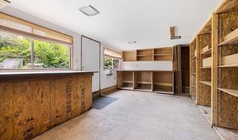 886 LINN Ave, Oregon City, OR 97045