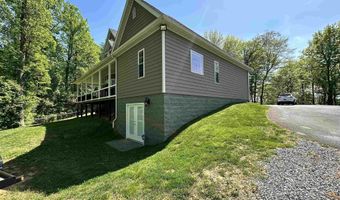 608 Montana Rd, Fairmont, WV 26554