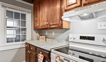 40 N MAIN St, Boonsboro, MD 21713