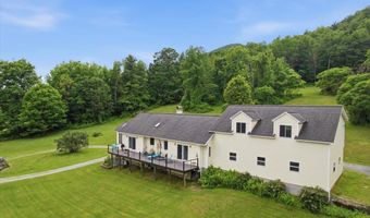 405 Old W Rd, Arlington, VT 05250