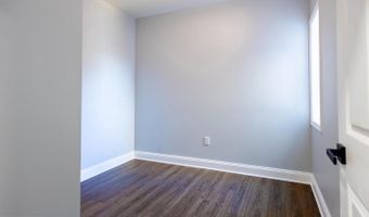 820 N MONROE St, Baltimore, MD 21217