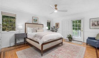 5 Woodbine Ln, Exeter, RI 02822