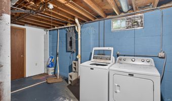 415 25th Ave SW, Altoona, IA 50009