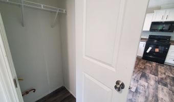 70 Shepherd Dr, Bangor, ME 04401