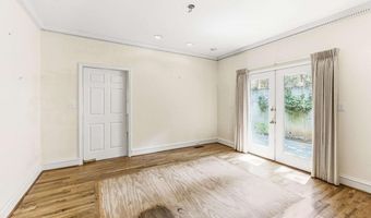 372 Woodhaven Dr, Athens, GA 30606