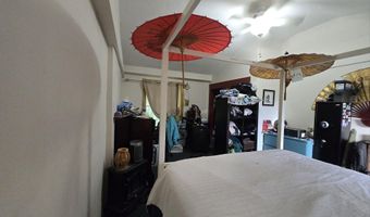 20 Moosehorn Rd, Abbot, ME 04406