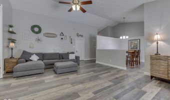 841 Country Ln, Indianapolis, IN 46217