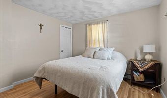58 Perkins Ave, Cranston, RI 02910