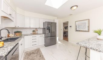 1729 Weldon Blvd, Ann Arbor, MI 48103