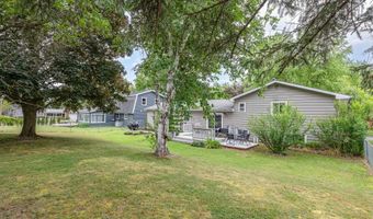 190 Westview Dr, Alma, MI 48801