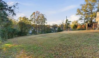 121 RIPLEY Ave, Adairsville, GA 30103