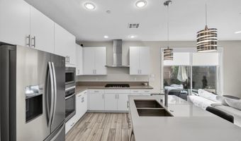11423 Gravitation Dr, Las Vegas, NV 89135