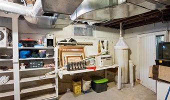 321 6th Ave E, Alexandria, MN 56308