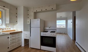 1007 View St, Cody, WY 82414