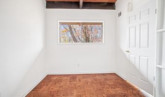 4333 AMERICANA Dr 203, Annandale, VA 22003