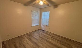7608 Lakewood Ave NW, Albuquerque, NM 87120