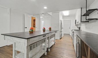 731 Skynob Dr, Ann Arbor, MI 48105