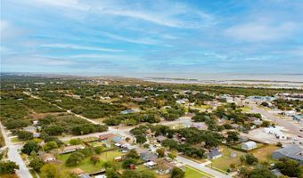 404 N Whitney St, Aransas Pass, TX 78336