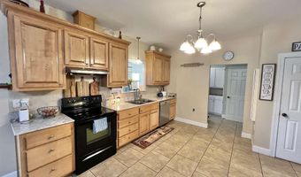 2259 E Laurel St, Atmore, AL 36502
