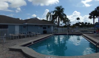 6385 Cypress Ln, Atlantis, FL 33462