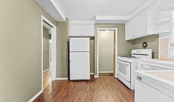 15629 Oceana Ave, Allen Park, MI 48101