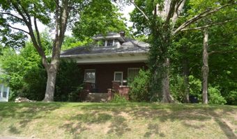 320 N Fourth St, Albion, IL 62806
