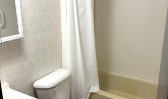 1759 Grant Dr, Allegan, MI 49010