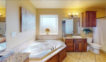 520 Holiday Dr, Ardmore, OK 73401