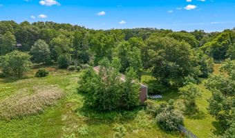 4720 Nirvana Dr, Adrian, MI 49221