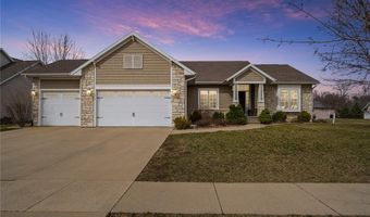 5512 Black Oak Dr NE, Cedar Rapids, IA 52411