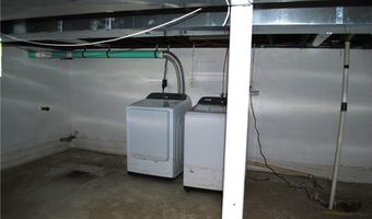 320 Broadway St, Amherst, OH 44001