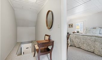 26 Westbrook Rd, Worcester, MA 01602