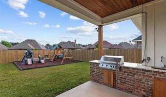 24 Turtle Creek Dr, Benton, LA 71006