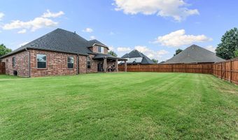2711 SE 7Th St, Bentonville, AR 72712