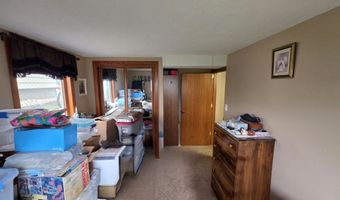 14 S Illinois St, Aberdeen, SD 57401