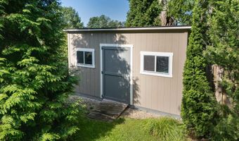 3329 Tally Ho Ln, Madison, WI 53705